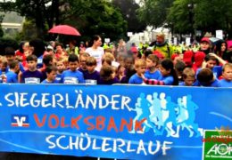 Über 2.000 Grundschüler nahmen am 5. Siegerländer Volksbank-Schülerlauf teil