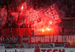 Sportfreunde Siegen feiern Aufstiegsparty